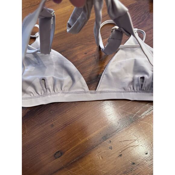 Monday Swimwear Women's Light Pink Bikini Top Size Large - Picture 8 of 9